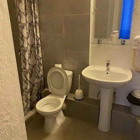 オテル デュ ノール 2*